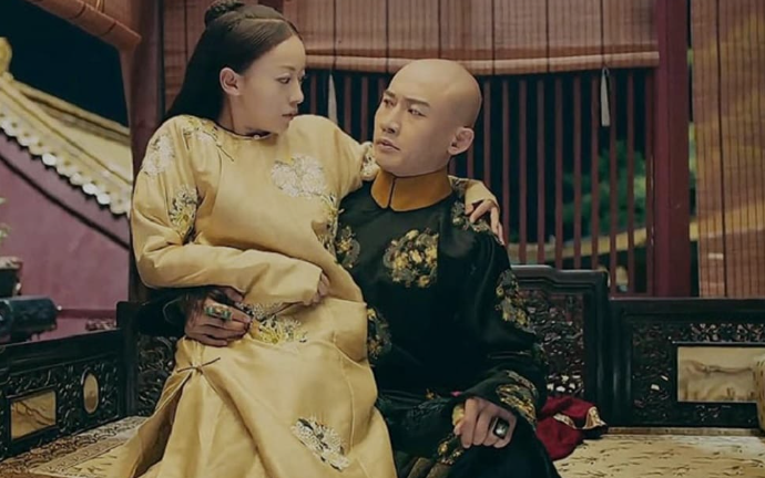 Vì sao phi tần không được để lộ đôi chân trước mặt hoàng đế?