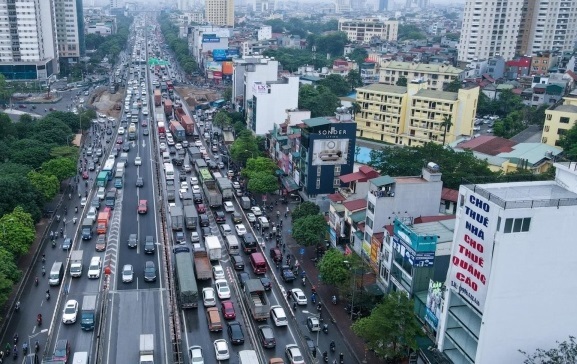 Ám ảnh thảm cảnh tắc đường ở Hà Nội, nhiều người bán nhà ven đô