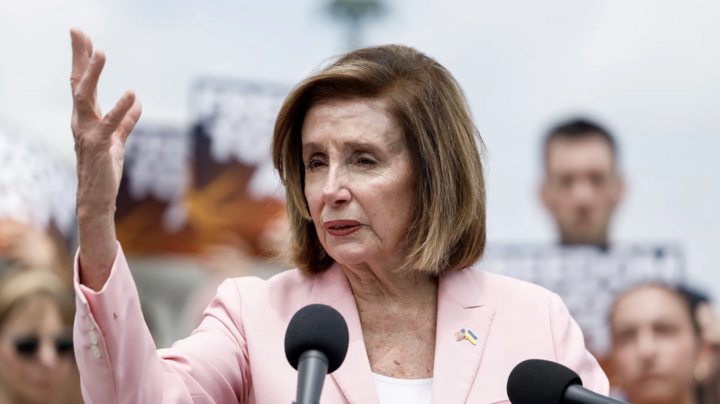 Bà Pelosi: Nước Mỹ sẽ không còn nếu ông Trump tái đắc cử tổng thống