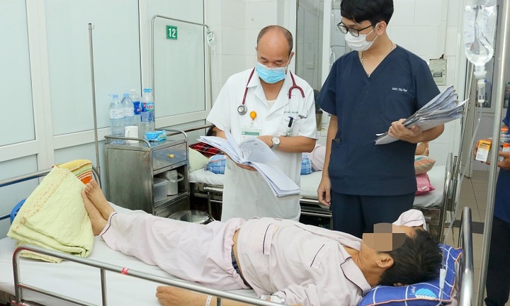 Ăn gỏi cua sống, nam thanh niên bị nhiễm sán lá phổi