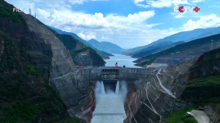 Hệ thống siêu trạm thủy điện gần 100 tổ máy ở Trung Quốc