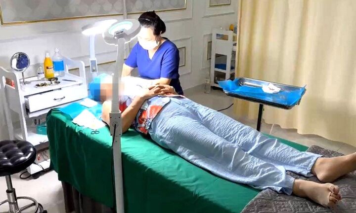 Cơ sở thẩm mỹ Kangzin Đà Nẵng để lao công… phẫu thuật cho khách