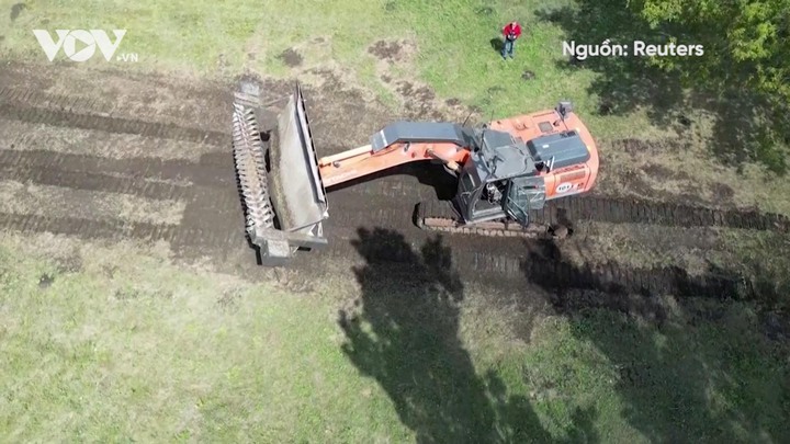 Phương tiện rà phá bom mìn tự chế độc lạ của Ukraine