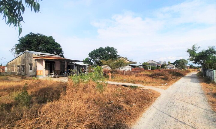 Doanh nghiệp thực hiện dở dang, tỉnh Quảng Nam giao huyện tiếp tục đầu tư 3 khu tái định cư