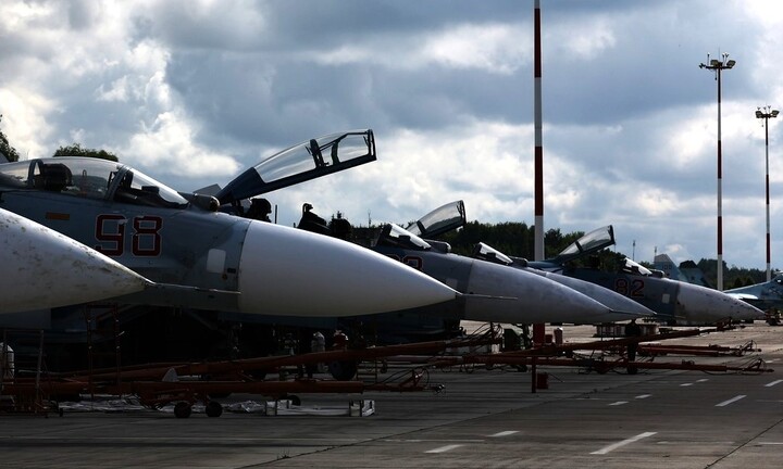 Căn cứ không quân Nga bị UAV tấn công