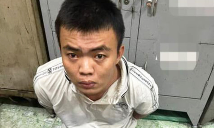 TP.HCM: Thanh niên mang dao cướp cửa hàng tiện lợi 