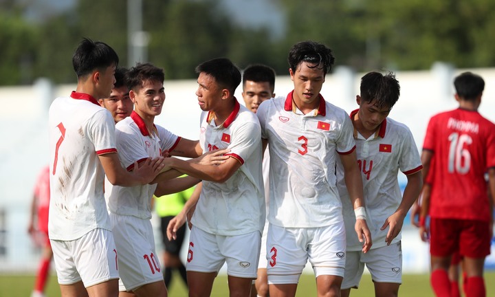 Trực tiếp bóng đá U23 Việt Nam 4-1 U23 Lào: Vỹ Hào ghi bàn phút bù giờ