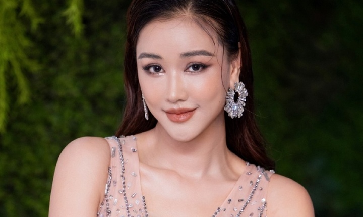 Ca sĩ Maya: 'Tôi gặp vấn đề sức khỏe, bệnh tật triền miên trong mấy năm'