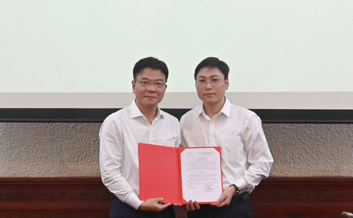 Bộ Tư pháp có người phát ngôn 36 tuổi
