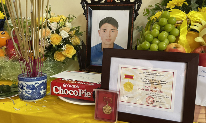 Cán bộ xã ở Phú Thọ quên thân cứu người ở Hà Tĩnh