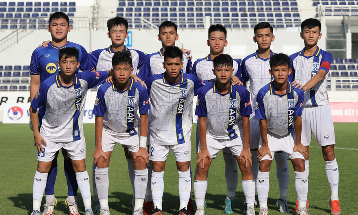 Bị thầy đánh, cầu thủ U15 SLNA lên tiếng xin lỗi