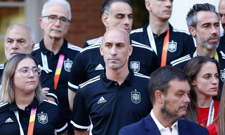 Nhiều thành viên liên đoàn bóng đá Tây Ban Nha từ chức