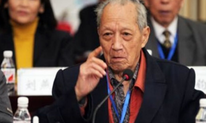 Bí quyết ‘6 chữ T’ giúp bác sĩ 90 tuổi nuôi dưỡng thận khoẻ mạnh