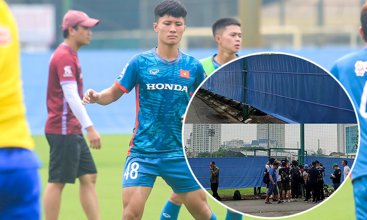 HLV Troussier ra quy định mới, sân tập U23 Việt Nam xuất hiện điều chưa từng có