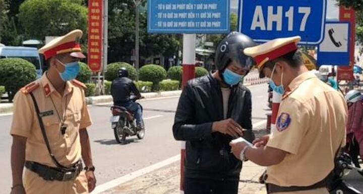 Những quy định cần biết khi cảnh sát giao thông vi phạm pháp luật