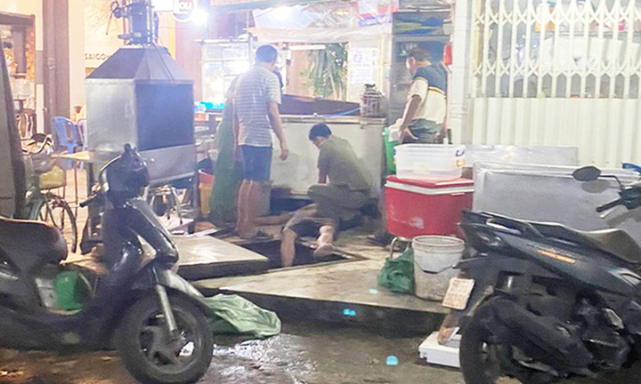 Xuống thông cống chung cư, người đàn ông ở TP.HCM tử vong