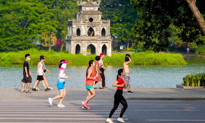 Thời tiết ngày đầu nghỉ lễ 1/9: Bắc Bộ nắng, Nam Bộ nhiều nơi mưa to