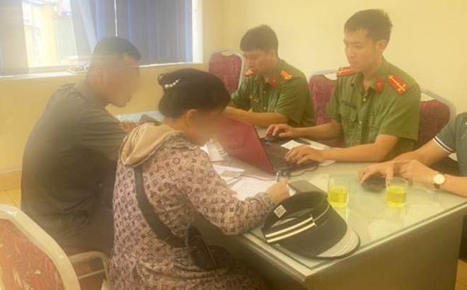 Phạt 7,5 triệu đồng người đưa tin xuyên tạc '4 nữ nhân viên bán dâm gây lây HIV'