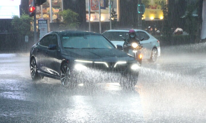 Dự báo thời tiết TP.HCM hôm nay 5/9: Mưa rào và dông vào buổi chiều