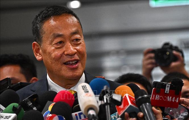 Chính phủ mới của Thái Lan tuyên thệ nhậm chức