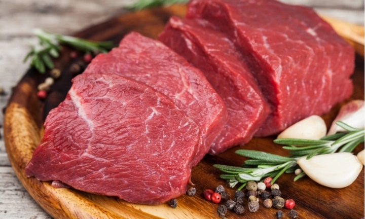 Ai không nên ăn thịt bò?