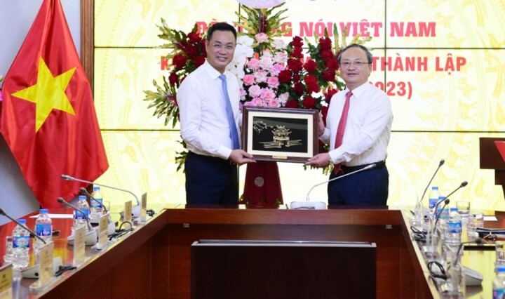 VOV và VTV tăng cường hợp tác, tuyên truyền giữa hai cơ quan báo chí chủ lực