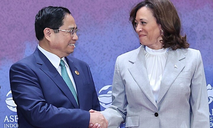 Thủ tướng Phạm Minh Chính gặp gỡ Phó Tổng thống Mỹ Kamala Harris