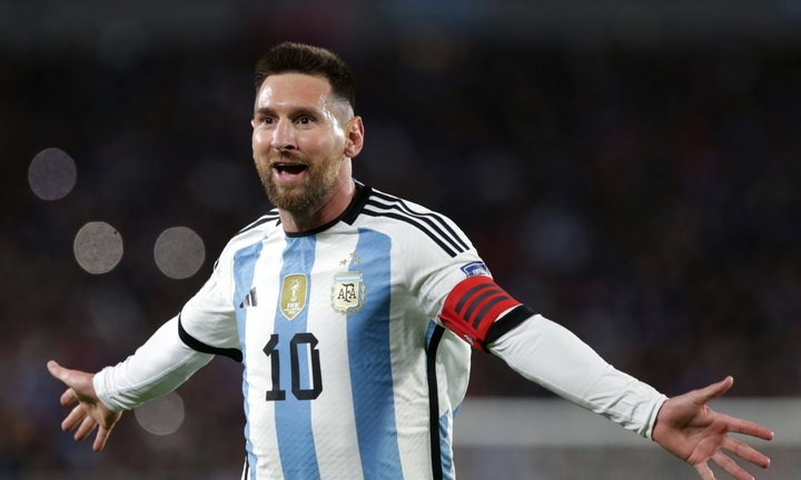 Đội hình Argentina tháng 11/2023: Ai sát cánh Messi đấu Brazil?