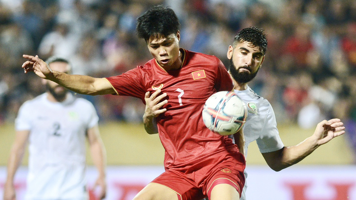 Công Phượng ghi bàn, HLV Troussier vẫn cảnh báo nguy cơ mất chỗ ở tuyển Việt Nam