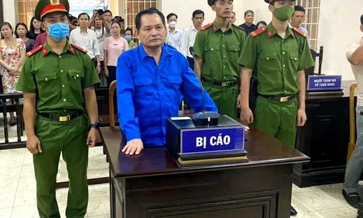 Cho vay nặng lãi và rửa tiền, cha con Thiện 'Soi' lãnh án gần 30 năm tù 