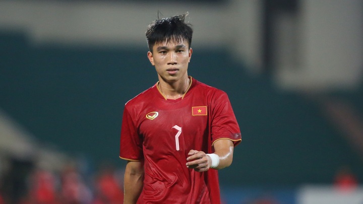 Đội hình U23 Việt Nam vs U23 Singapore: Lê Văn Đô dự bị, Bùi Vĩ Hào đá chính