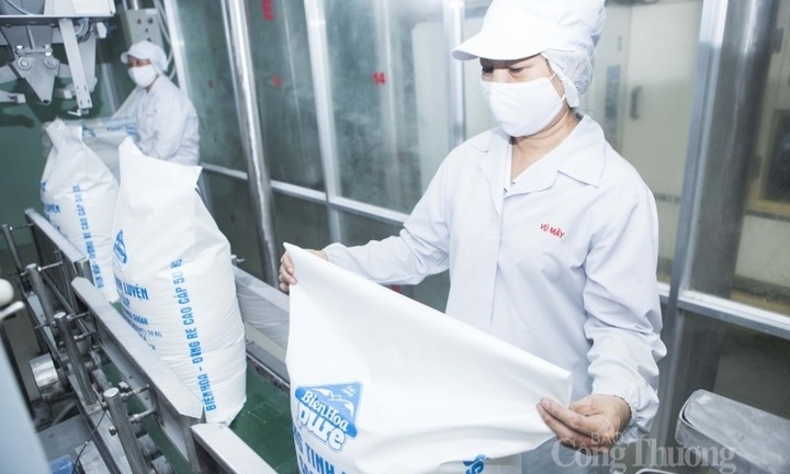 Tại sao giá đường tăng vọt lên mức kỷ lục trong vòng 12 năm?