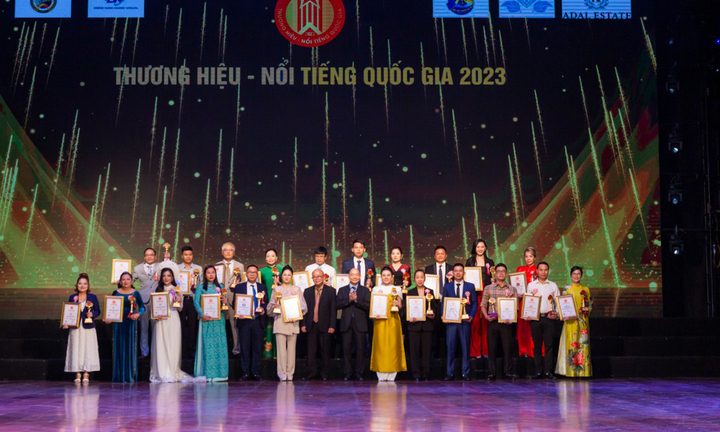 SEDU English Center lọt Top 10 Thương hiệu nổi tiếng Quốc gia