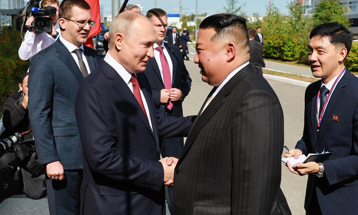 Nhà lãnh đạo Kim Jong-un gặp Tổng thống Nga Putin