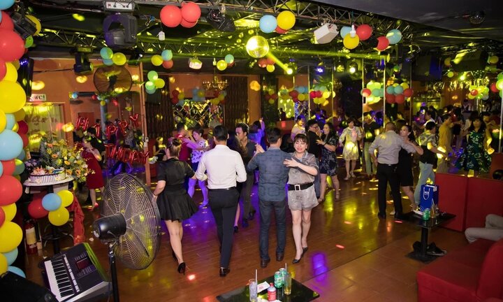 CLB Tango - điểm đến hấp dẫn cho những người yêu thích âm nhạc và khiêu vũ