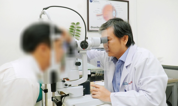 Nguy cơ bùng dịch đau mắt đỏ ở TP.HCM, bác sỹ chỉ cách phòng ngừa