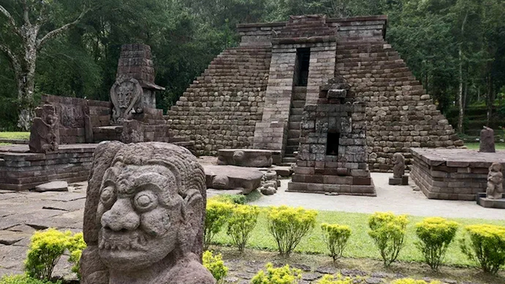 Bí ẩn kim tự tháp cổ đại bằng đá ở Indonesia