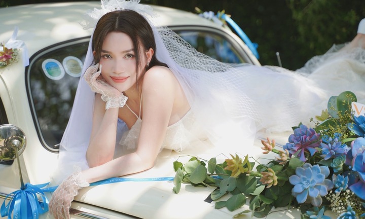 Sĩ Thanh ăn chay trường, nịt bụng 24/7 để giữ dáng ở tuổi 36