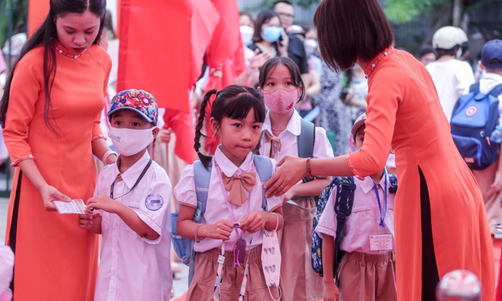 Xử lý nghiêm người đứng đầu cơ sở giáo dục để xảy ra lạm thu