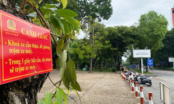 Gần 400 công viên không có bãi giữ xe, TP.HCM chỉ đạo khẩn