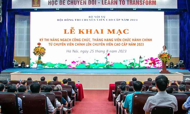 Nhiều công chức 'trượt' kỳ thi nâng ngạch, thăng hạng chuyên viên cao cấp