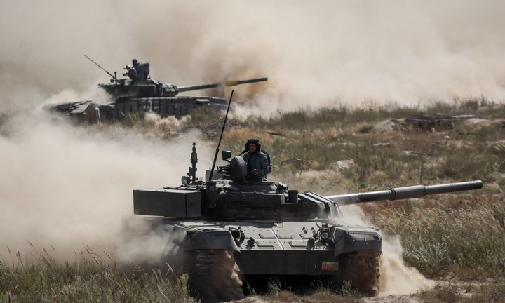 Mưa và tuyết rơi có thể 'đóng băng' cuộc phản công của Ukraine