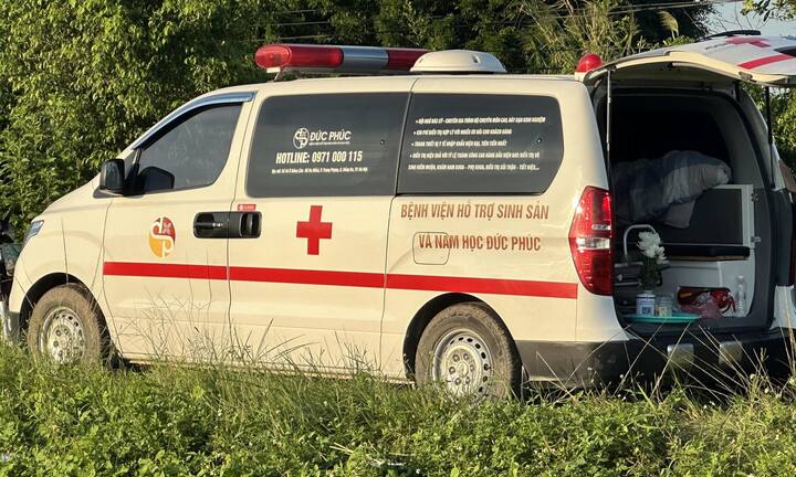 Bé gái 2 tuổi bị bắt cóc: Lời kể của người bế thi thể cháu bé từ dưới ao lên