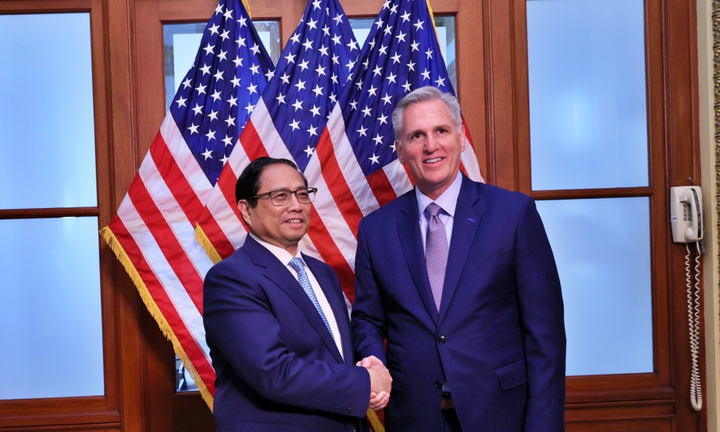 Thủ tướng Phạm Minh Chính tiếp Chủ tịch Hạ viện Kevin McCarthy
