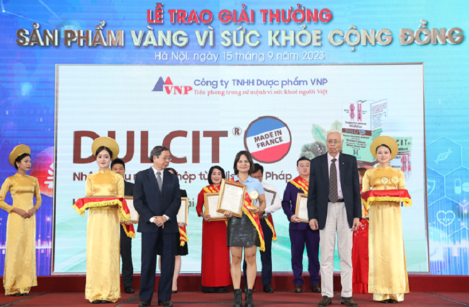 Dulcit vinh dự nhận giải và chứng nhận 'Sản phẩm vàng vì sức khỏe cộng đồng'