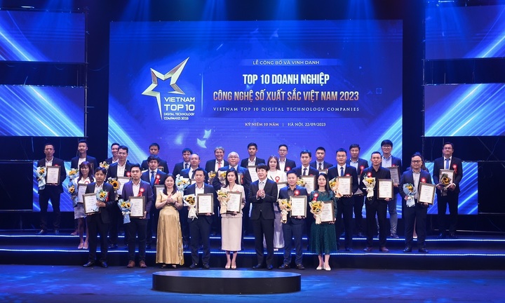 Meey Land đạt Top 10 Doanh nghiệp Công nghệ số xuất sắc Việt Nam 2023