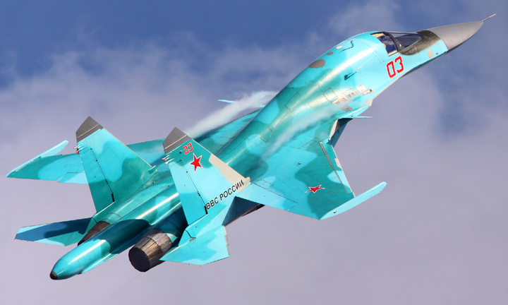 Su-34 Nga dùng bom dẫn đường tấn công sở chỉ huy Ukraine