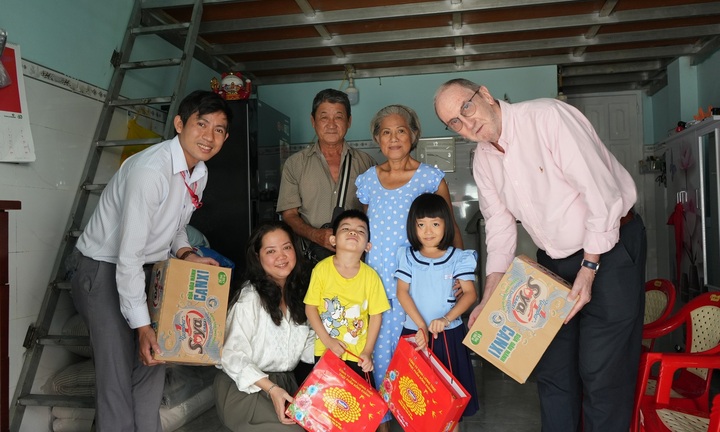 Tập đoàn Tân Hiệp Phát thăm và tặng quà Trung thu cho hơn 30.000 em thiếu nhi