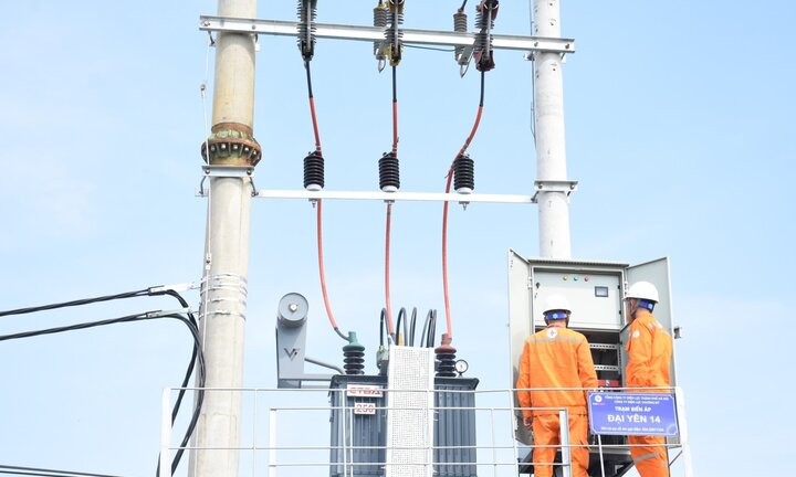 EVNHANOI tiếp tục được xếp hạng tín nhiệm mức BB