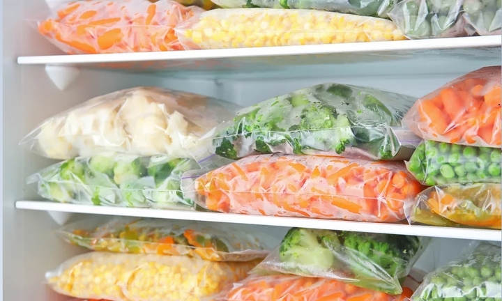 Nên trữ rau củ quả trong ngăn đông bao lâu?